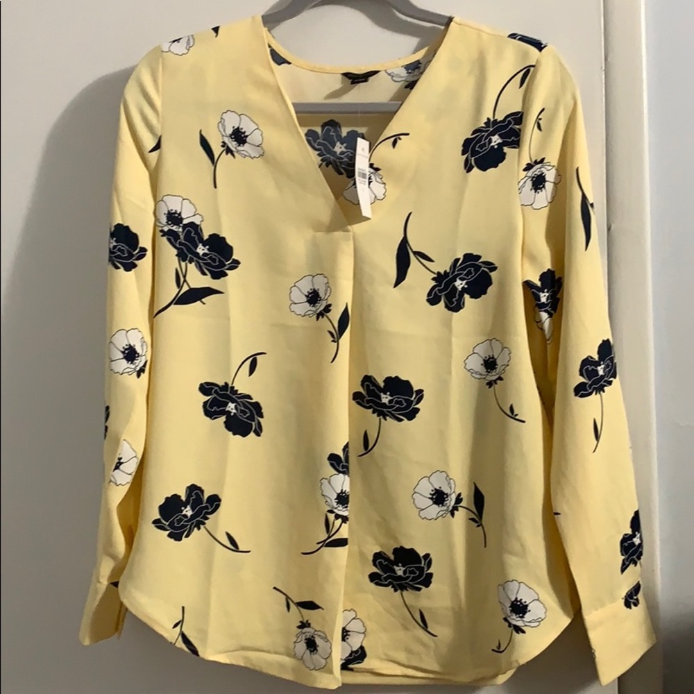 NWT Ann Taylor blouse size small